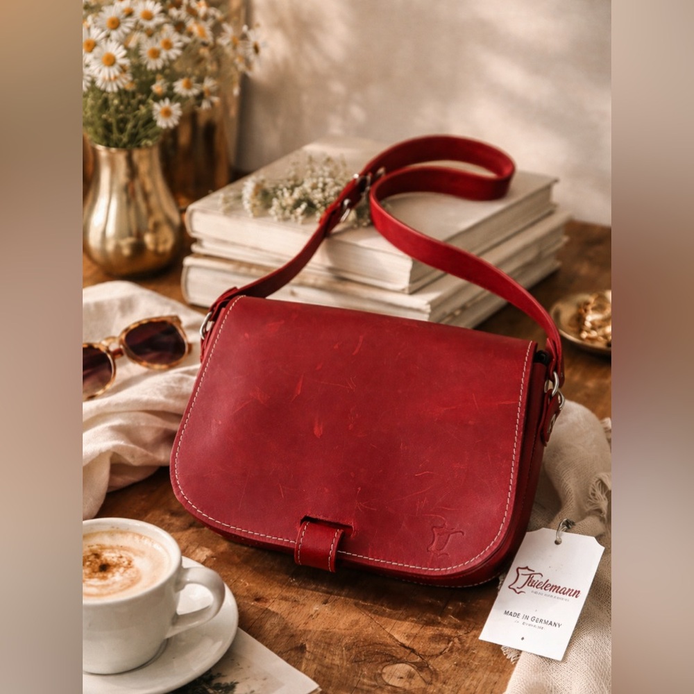 NWT Thielemann Red Leather Crossbody Shoulder Bag Made in Germany